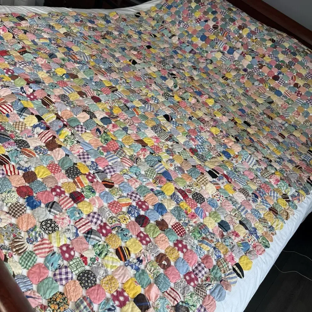 Antique Vintage Yo Yo Yoyo Circle Popcorn Handmade Sewn Quilt Coverlet 52”x84”